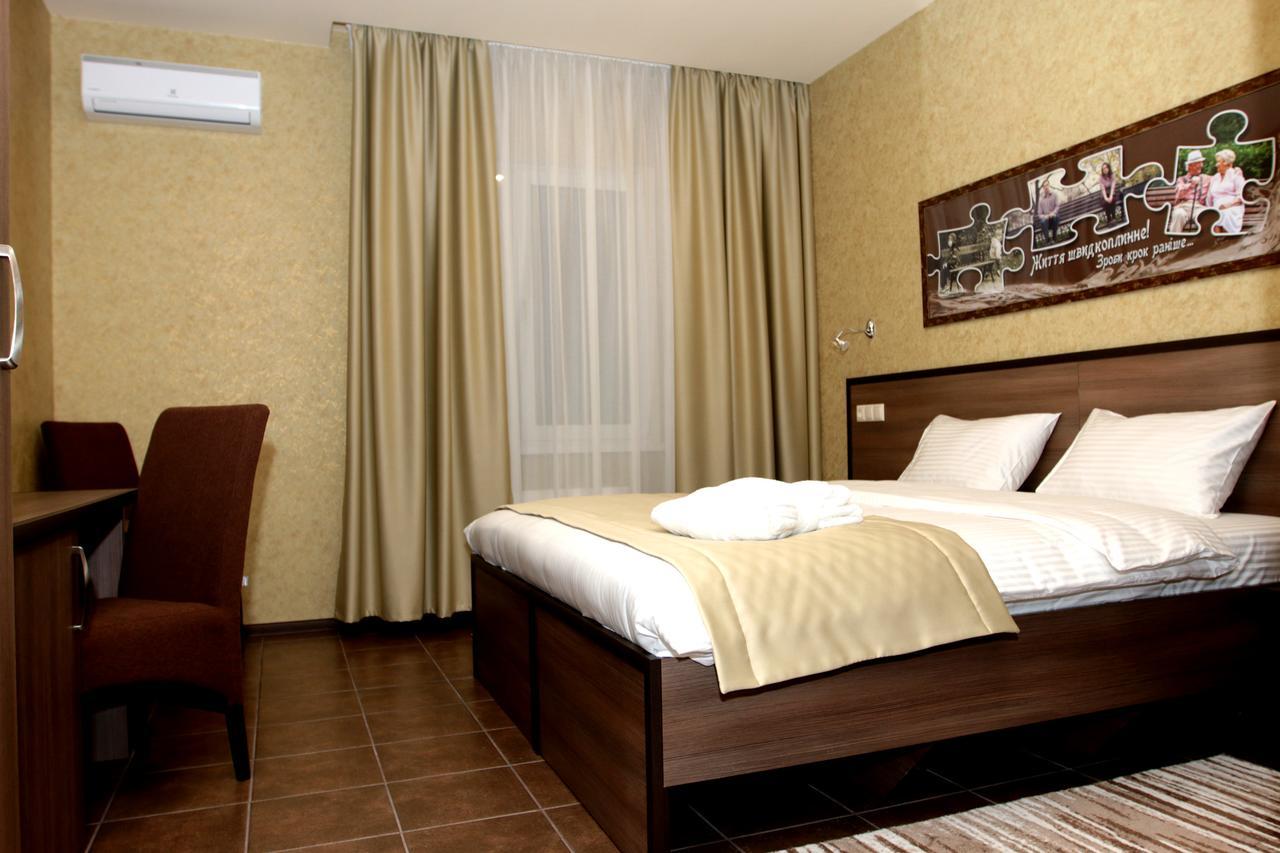Hotel Lubenska Sloboda Olshanka Экстерьер фото