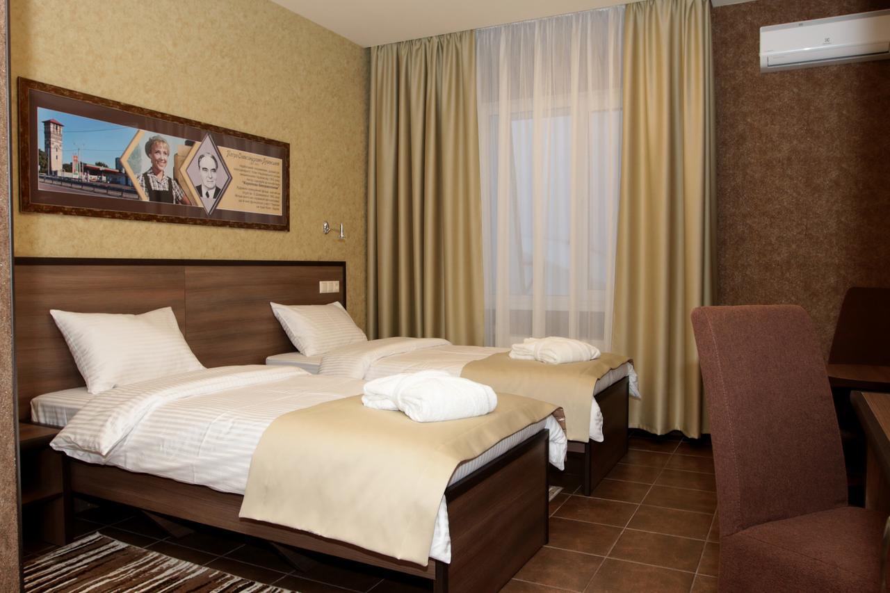 Hotel Lubenska Sloboda Olshanka Экстерьер фото