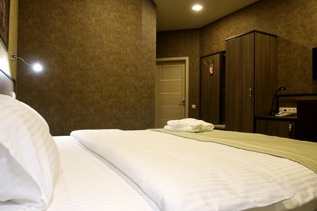 Hotel Lubenska Sloboda Olshanka Экстерьер фото