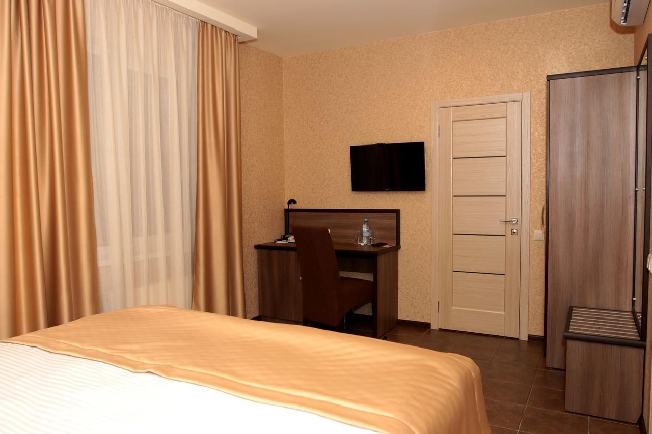 Hotel Lubenska Sloboda Olshanka Экстерьер фото